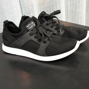 Kendall + Kylie Mesh Tennis Shoes 7